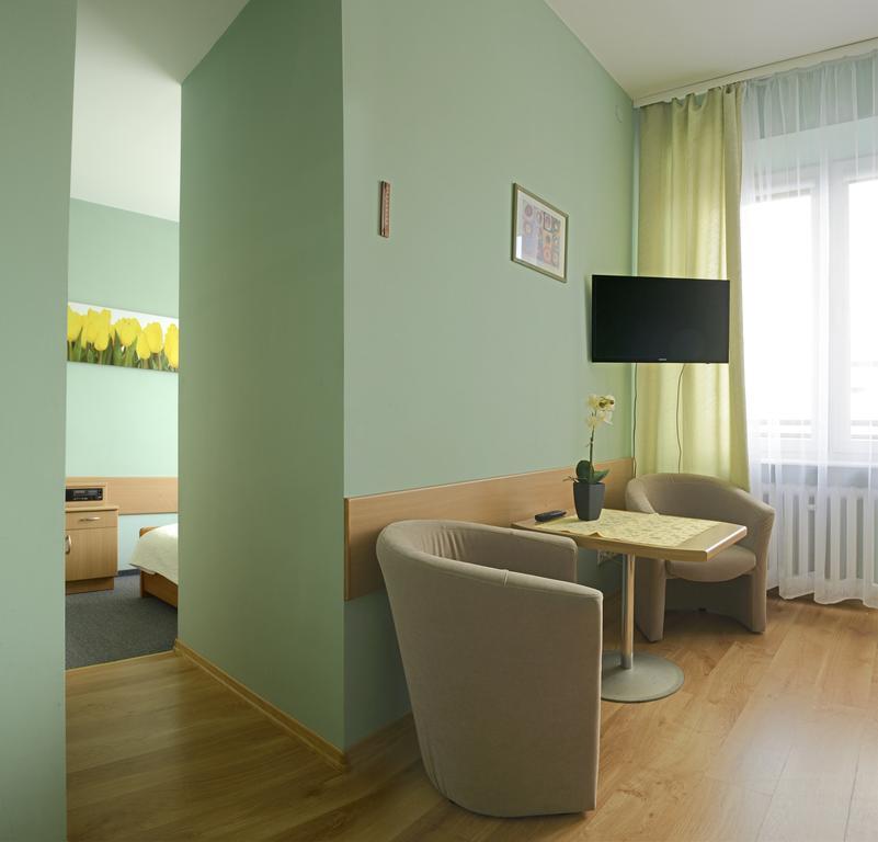 Kzzg W Polsce, Gornicze Sanatorium Zwiazkowe "Gornik" Ξενοδοχείο Iwonicz-Zdrój Εξωτερικό φωτογραφία