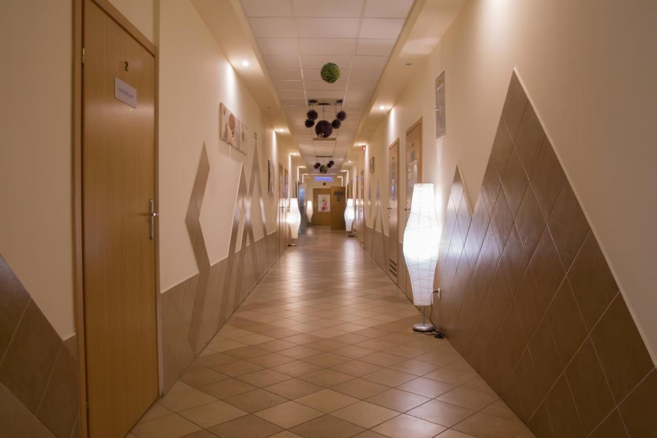 Kzzg W Polsce, Gornicze Sanatorium Zwiazkowe "Gornik" Ξενοδοχείο Iwonicz-Zdrój Εξωτερικό φωτογραφία
